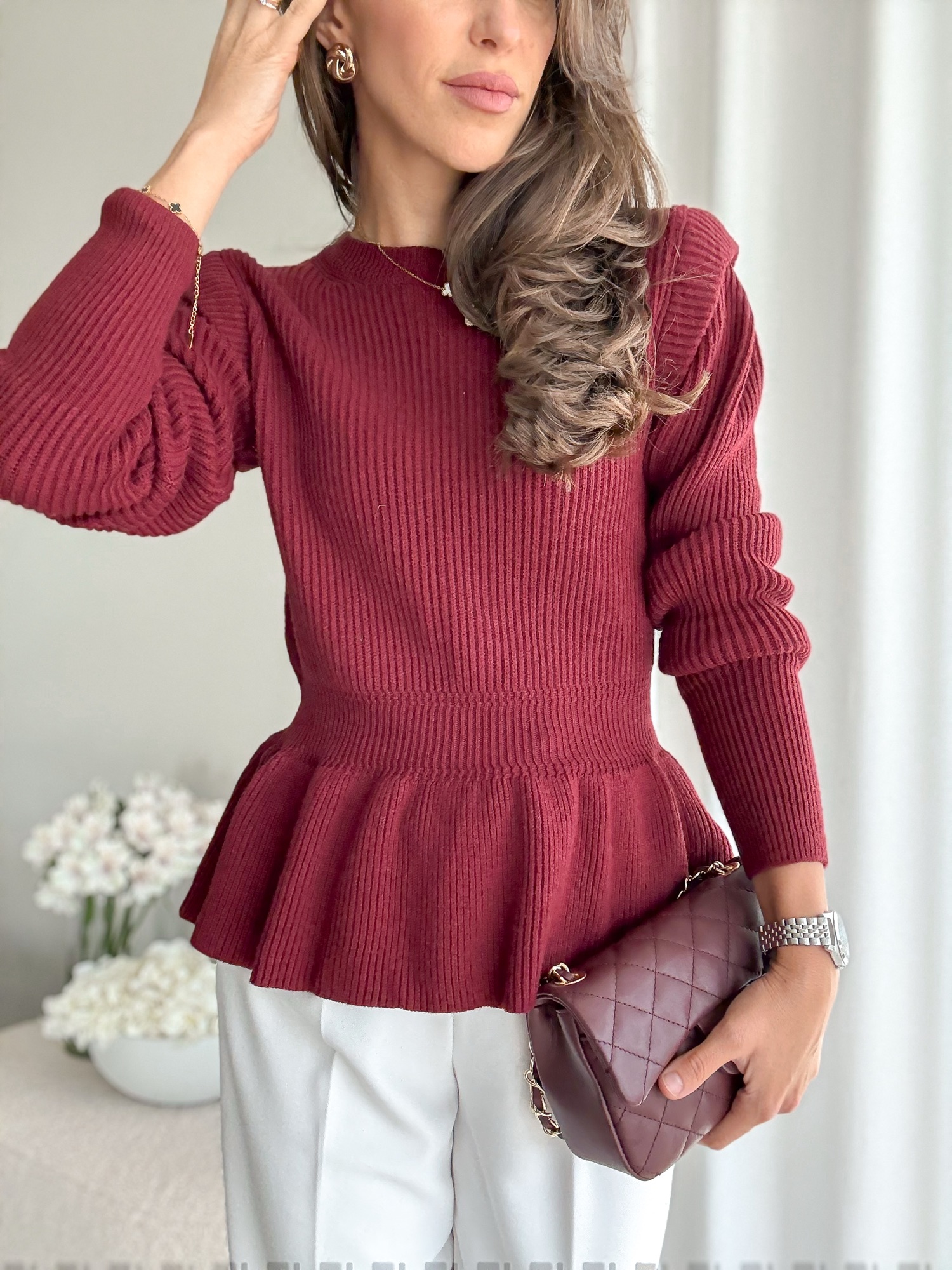 Sweter z baskinką burgund - obrazek 9