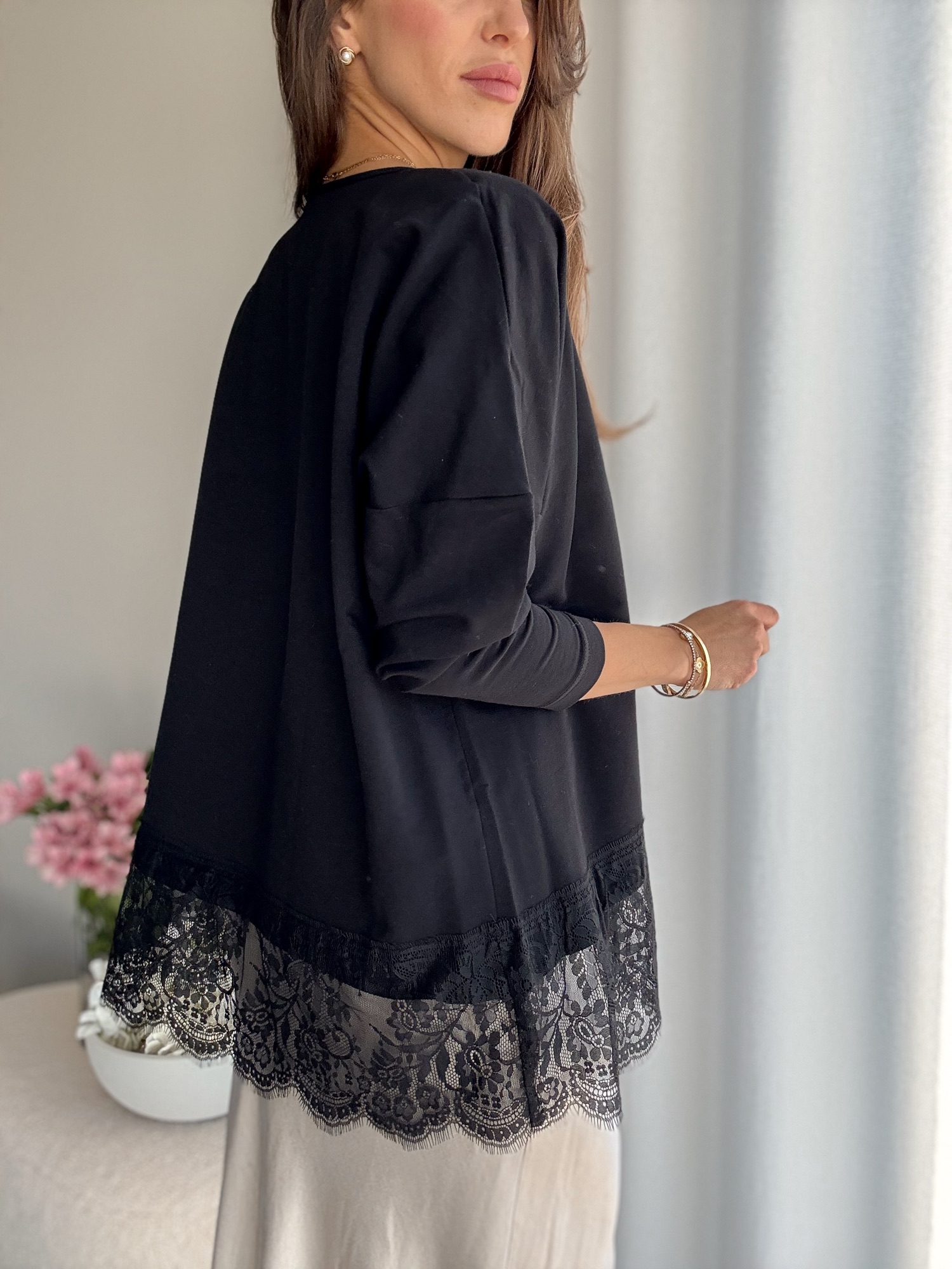 Bluza z koronką - obrazek 3