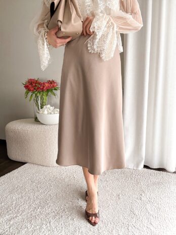 Satynowa spódnica Viki – fango