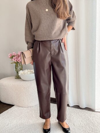 Spodnie w eko skóry brąz